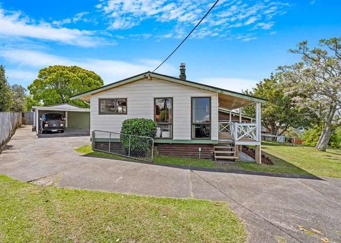  at 26 Cron Avenue, Te Atatu South, Auckland