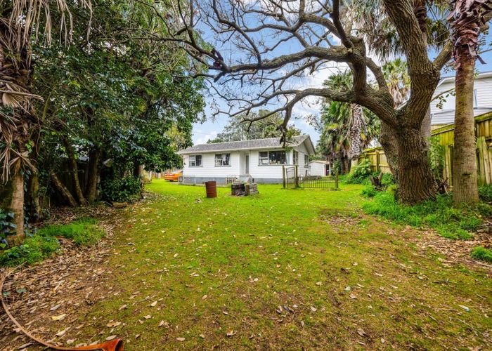  at 28 Mataroa Road, Mount Wellington, Auckland City, Auckland
