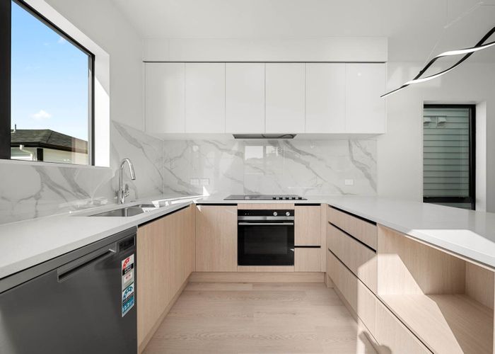  at 20C Nor'East Drive, Northcross, North Shore City, Auckland