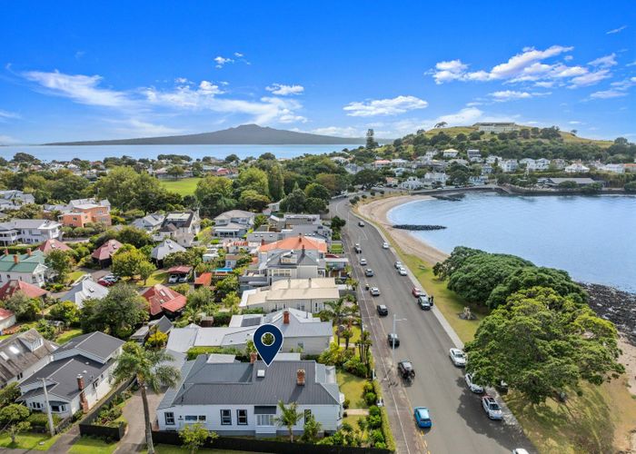  at 42 King Edward Parade, Devonport, Auckland