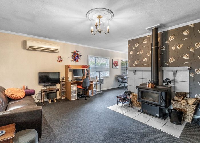  at 133 Terrace Street, Rosedale, Invercargill