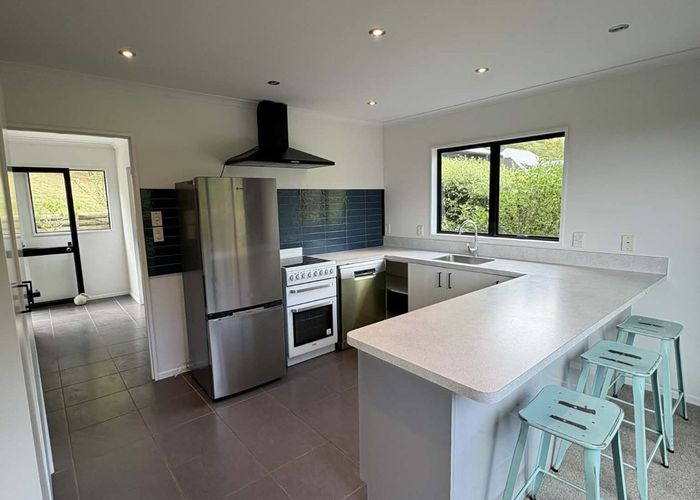  at 140 Sumnervale Drive, Sumner, Christchurch City, Canterbury