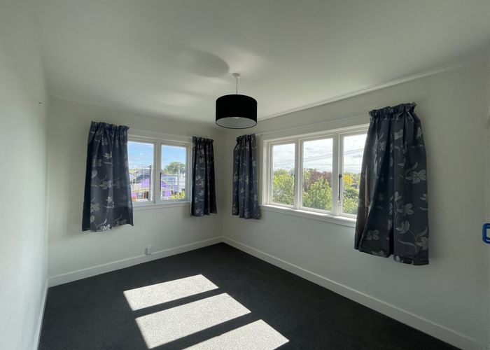  at 176 Weston Road, St Albans, Christchurch