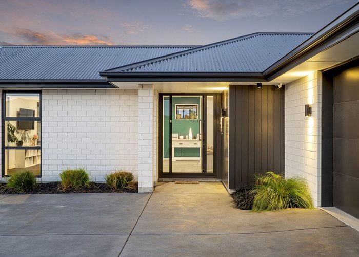  at 10 Ascot close, Lincoln, Christchurch