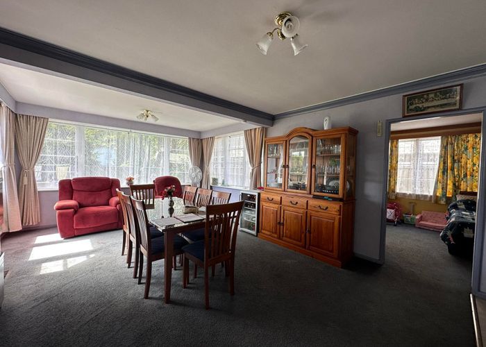  at 22 Stokes Valley Road, Stokes Valley, Lower Hutt, Wellington