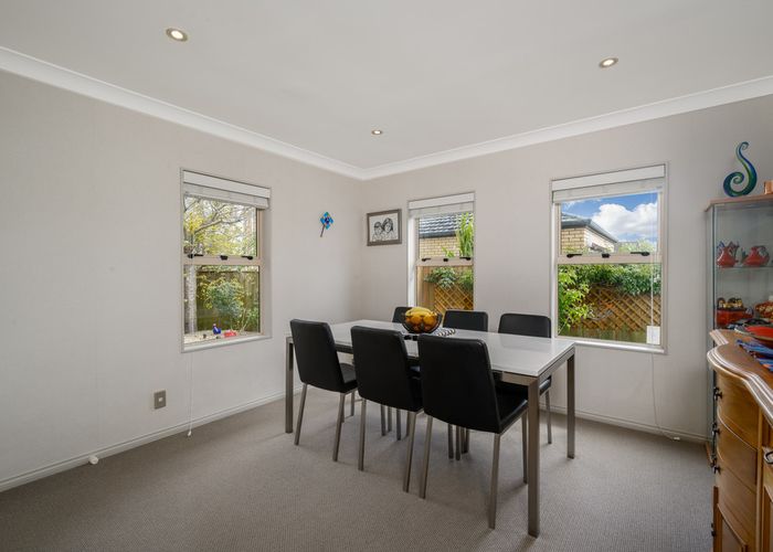  at 19 Newbliss Crescent, East Tamaki Heights, Auckland
