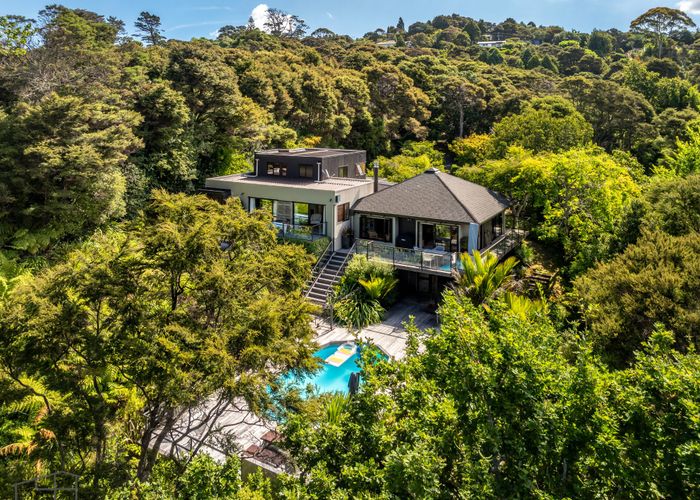  at 728B South Titirangi Road, Titirangi, Auckland