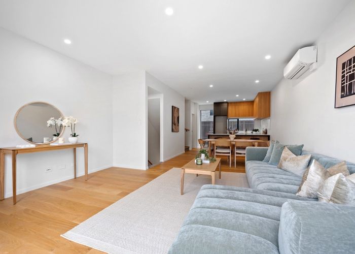  at 10 Meadowbank Road, Meadowbank, Auckland City, Auckland