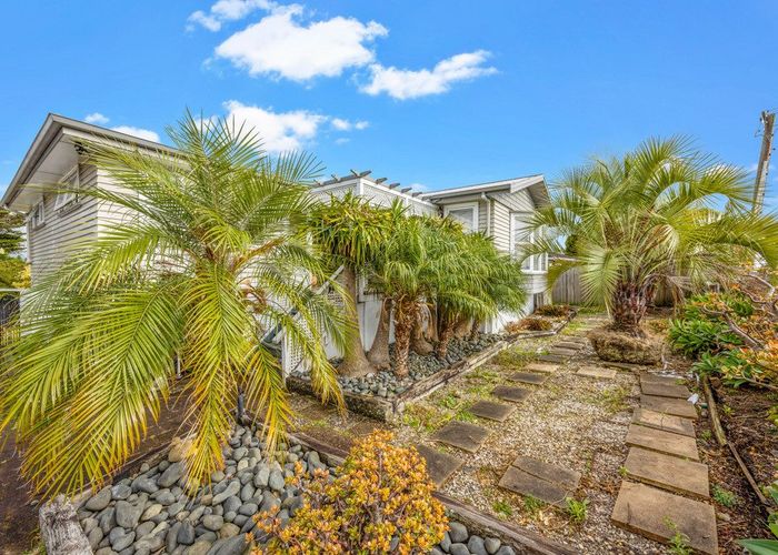  at 1A Pleasant Road, Glen Eden, Auckland