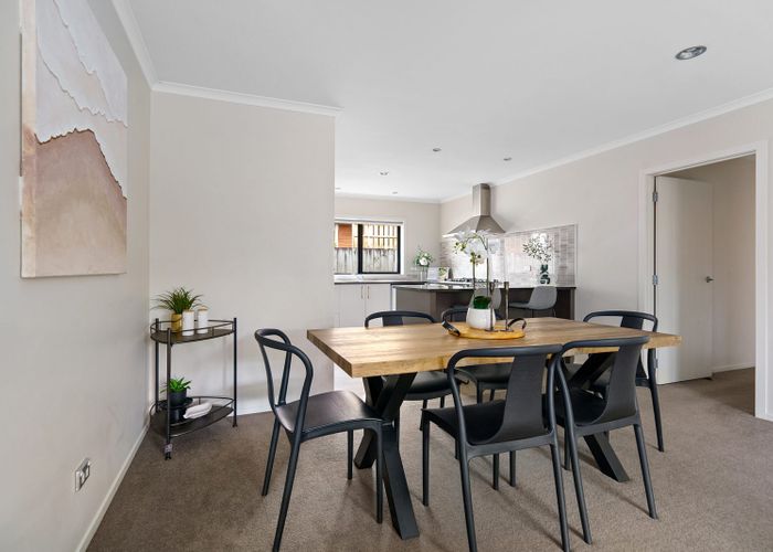  at 11 Alpers Ridge, Leamington, Cambridge