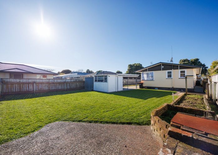  at 1/106 Linton Street, West End, Palmerston North