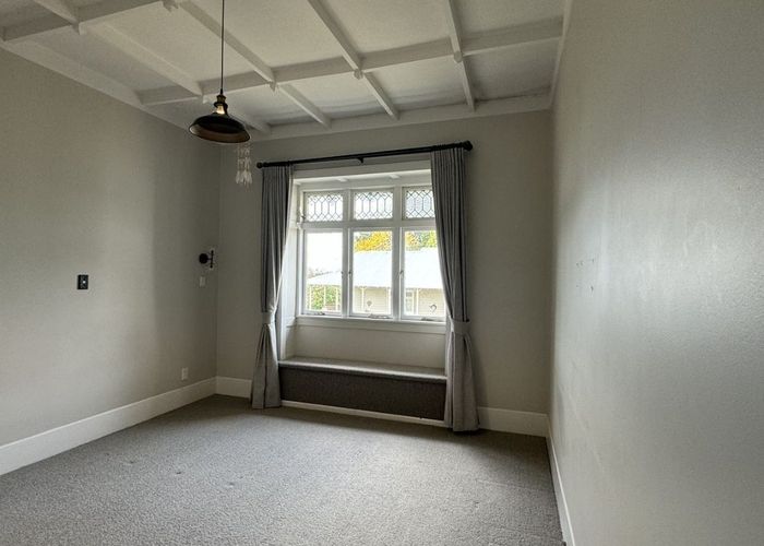  at 34 Seccombes Road, Epsom, Auckland