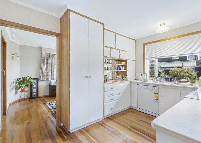  at 10 Rostrevor Avenue, Epsom, Auckland City, Auckland