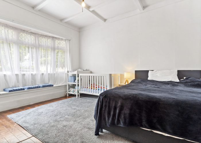  at 30 Cumberland Avenue, Westmere, Auckland