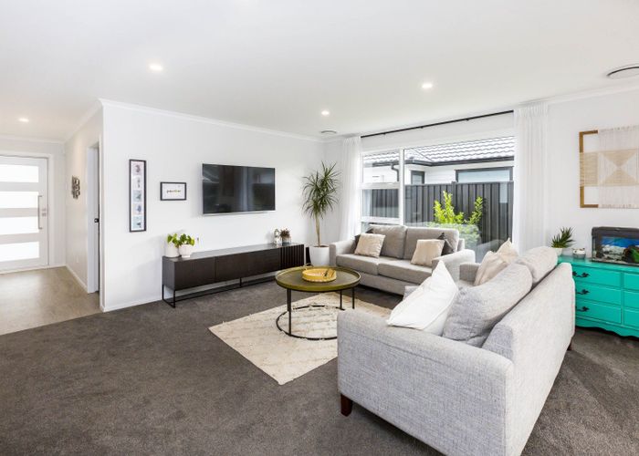  at 99 Mawai Hakona Drive, Wallaceville, Upper Hutt