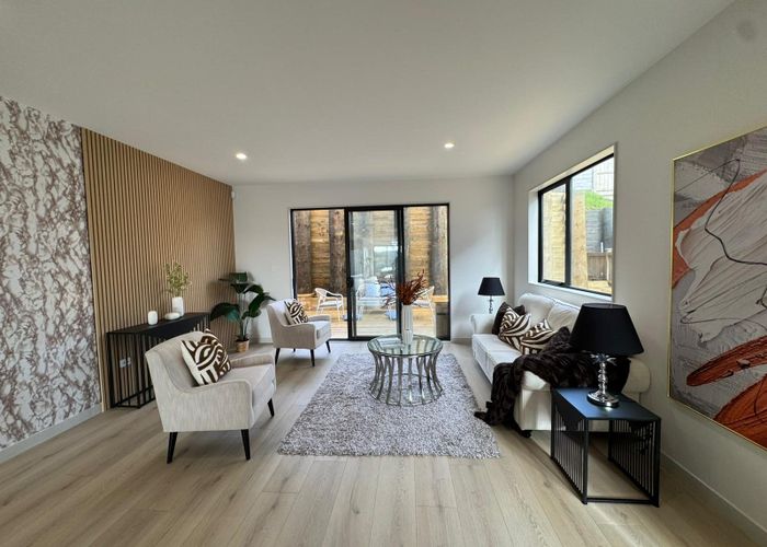  at 16 Grand Ridge Avenue, Flat Bush, Manukau City, Auckland