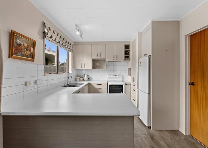  at 1/3 Church Road, Taradale, Napier, Hawke's Bay