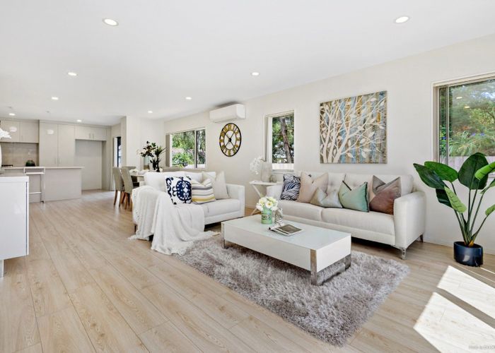  at 17 Sunshine Boulevard, Sunnyvale, Waitakere City, Auckland