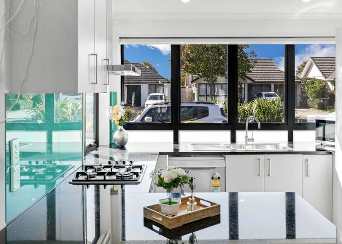  at 69 Tarapiroe Avenue, Takanini, Auckland