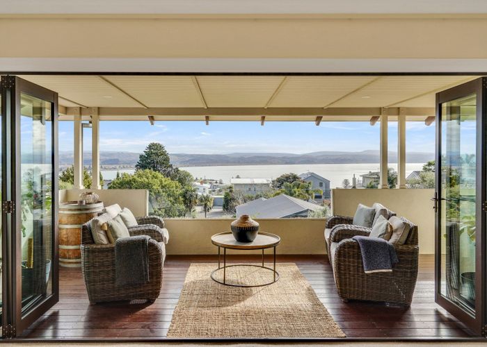 at 22 Coleman Terrace, Hospital Hill, Napier, Hawke's Bay