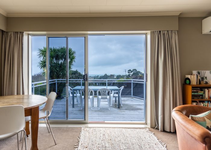  at 5B Te Mara Place, Merrilands, New Plymouth