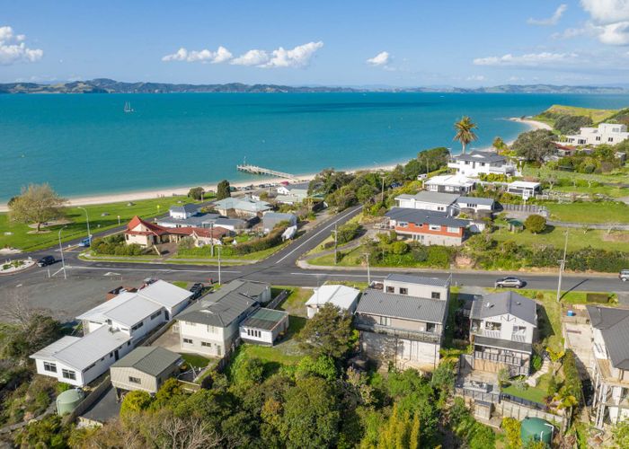  at 9 Rewa Road, Maraetai, Auckland