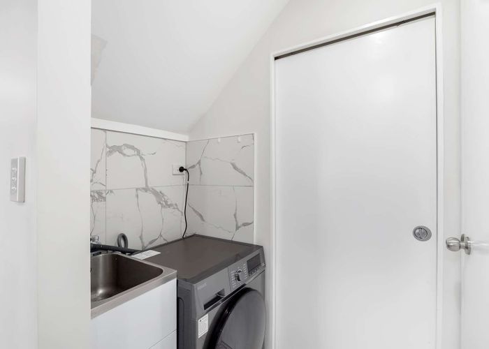  at 16 Bliss Court, Takanini, Auckland