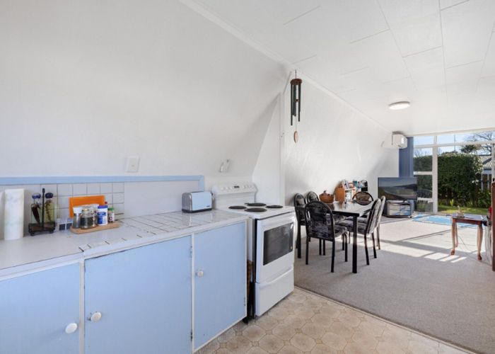  at 2/215 Fifteenth Avenue, Tauranga South, Tauranga, Bay Of Plenty