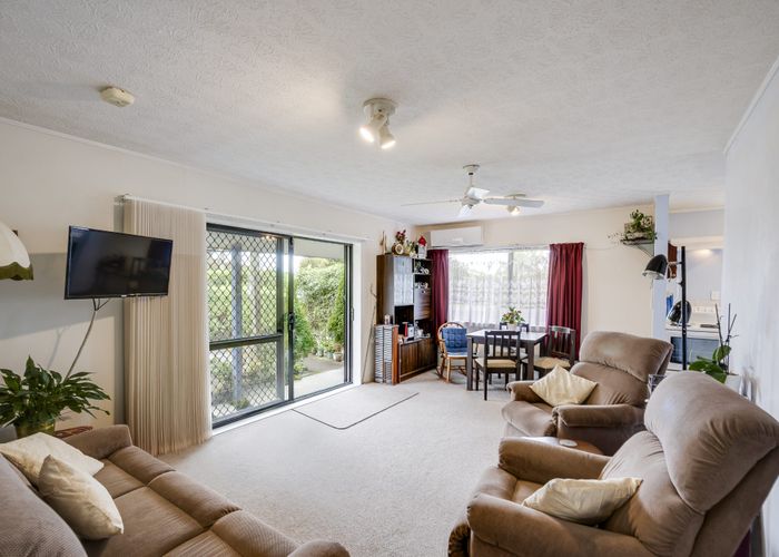  at 2/17 Wharerangi Road, Tamatea, Napier, Hawke's Bay