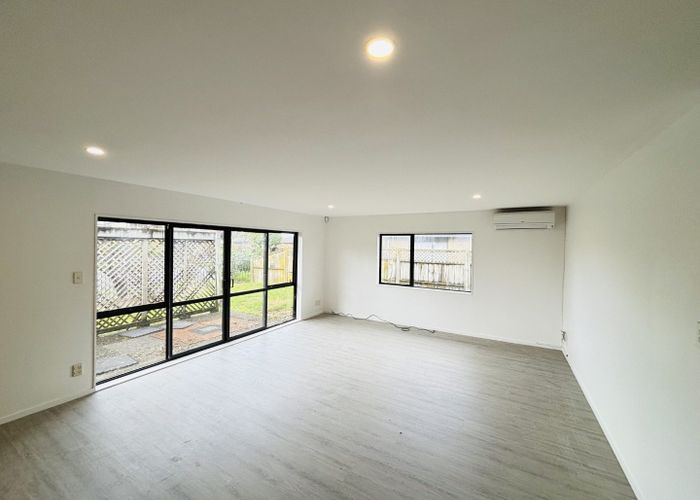  at 21 Robertson Road, Favona, Manukau City, Auckland
