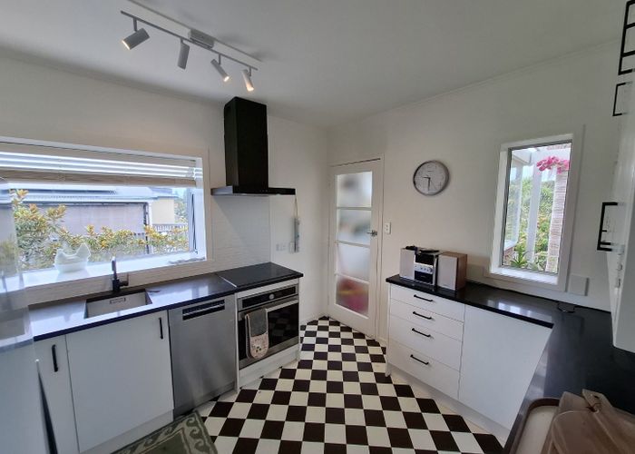  at 3/33 Northumberland Avenue, Belmont, North Shore City, Auckland