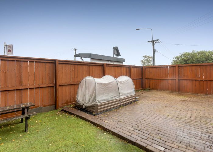  at 1/582 Barbadoes Street, St. Albans, Christchurch City, Canterbury