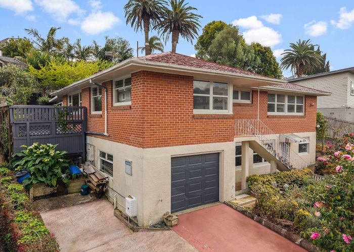  at 7 Debron Avenue, Remuera, Auckland City, Auckland