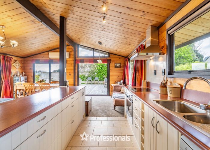  at 41 Raumati Road, Raumati Beach, Kapiti Coast, Wellington