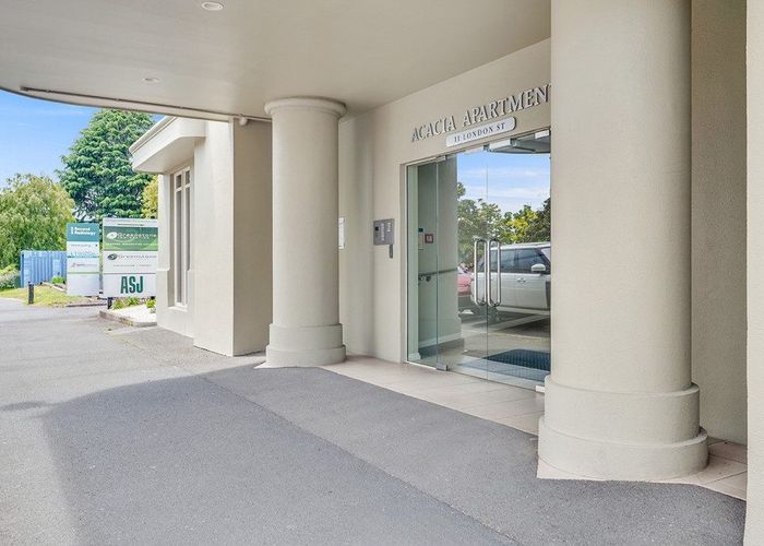  at 2b/11 London Street, Hamilton City Central, Hamilton, Waikato