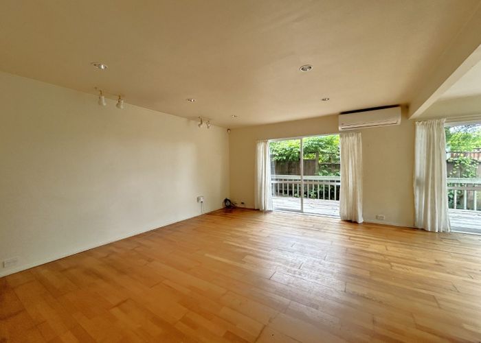  at 27 Meadowbank Road, Meadowbank, Auckland