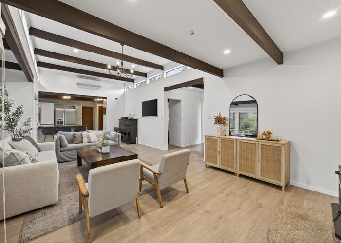  at 1/13 Wilbur Place, Sunnyhills, Manukau City, Auckland