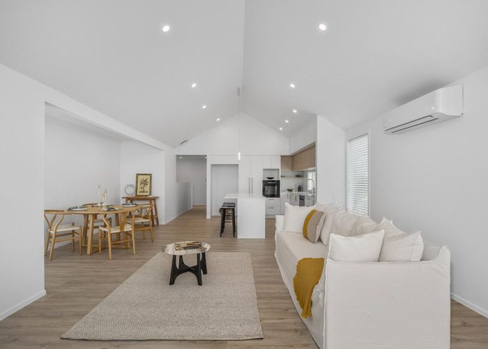  at 64a Karewa Parade, Papamoa Beach, Tauranga, Bay Of Plenty