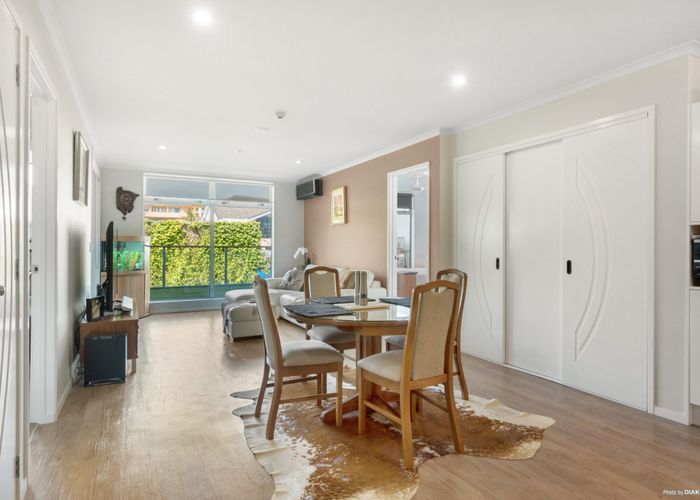  at 105/19 Bute Road, Browns Bay, North Shore City, Auckland
