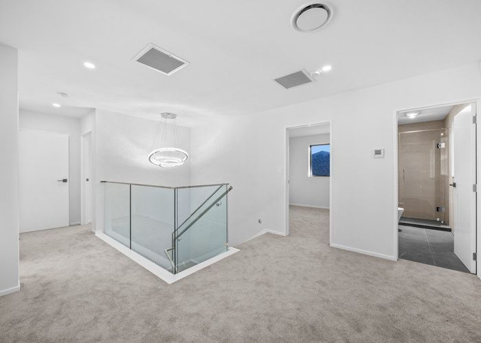  at 61B Totaravale Drive, Totara Vale, North Shore City, Auckland