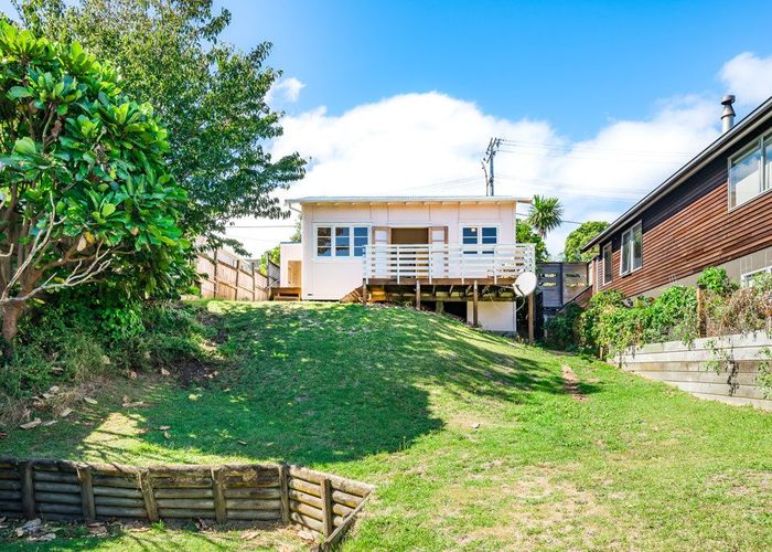  at 169 Wellington Road, Paekakariki