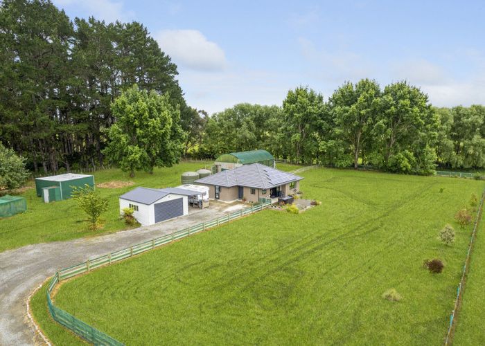  at 81 Halls Road, Pahiatua