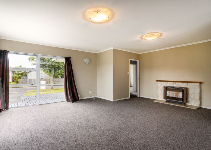  at 18 Motuoapa Place, Kelvin Grove, Palmerston North