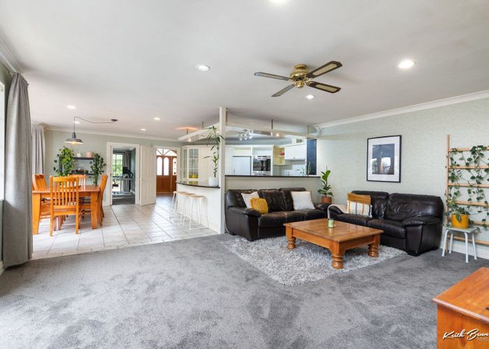  at 29 Clearwater Terrace, Brown Owl, Upper Hutt