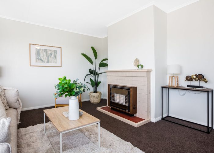  at 96 Main Road, Titahi Bay, Porirua
