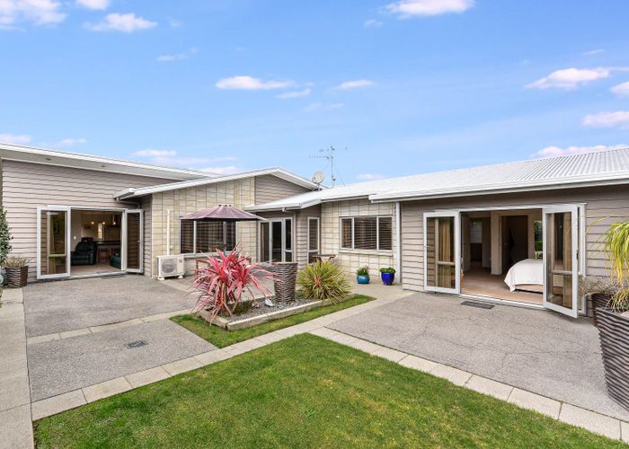  at 100 Huntington Drive, Huntington, Hamilton, Waikato