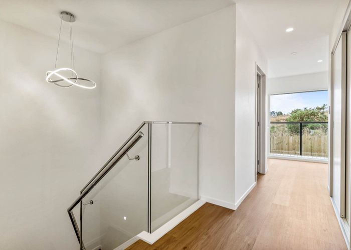  at 1/101 Matakohe Road, Westgate, Waitakere City, Auckland