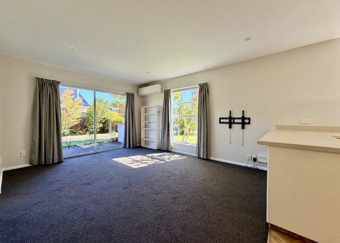  at 17 Glenside Avenue, Ilam, Christchurch City, Canterbury