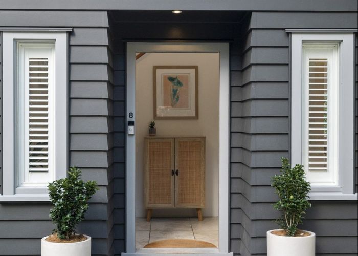  at 8 Inkster Street, Birkenhead, Auckland