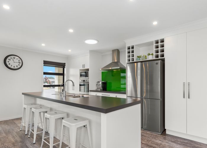  at 29 Leet Crescent, Papamoa Beach, Papamoa